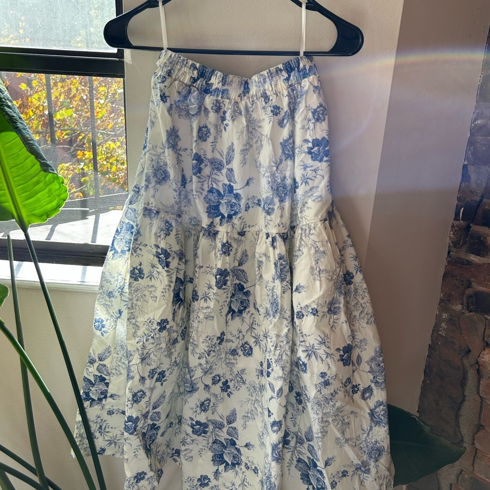 Women Blue and White Floral Maxi Skirt Boho